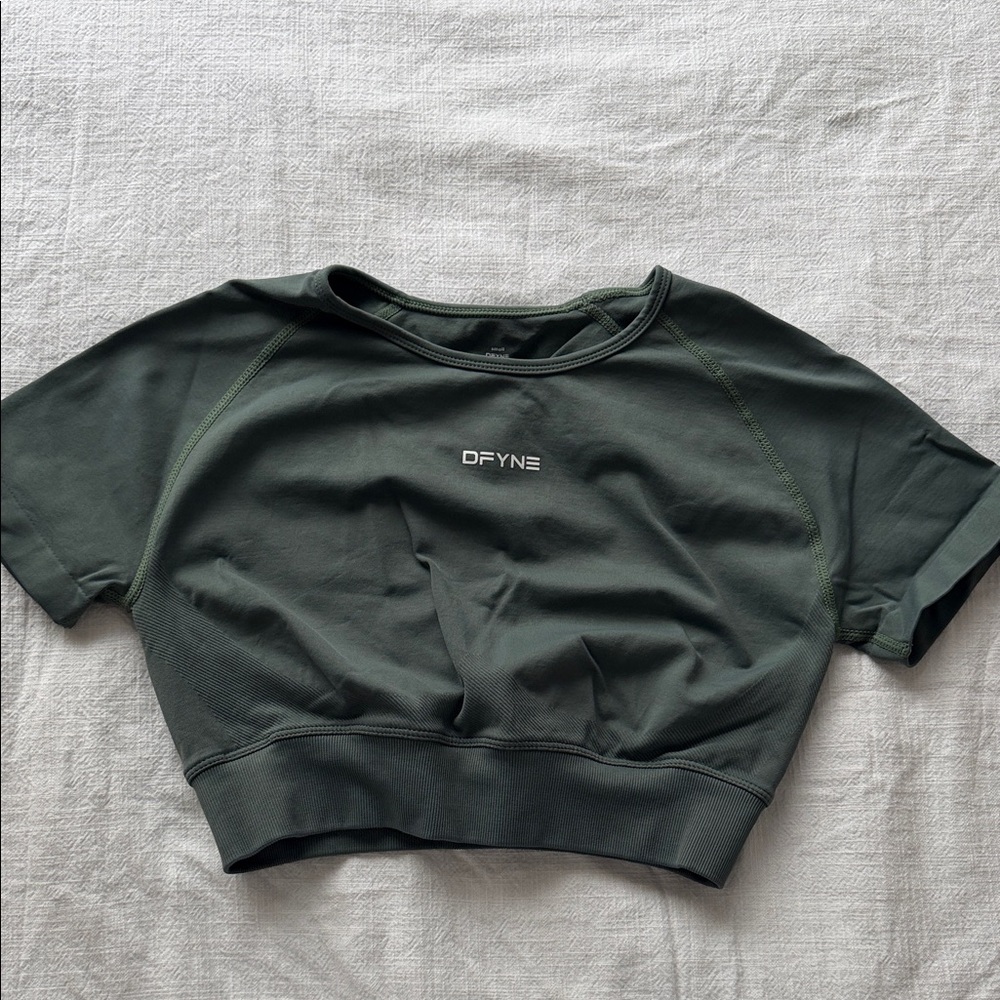 DFYNE Pistachio Crop Top